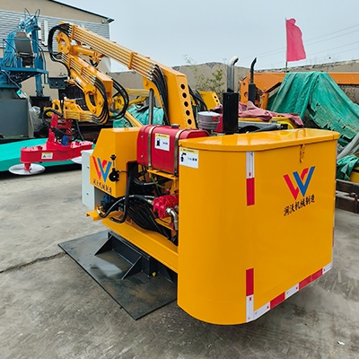 Hedge Trimming Equipment