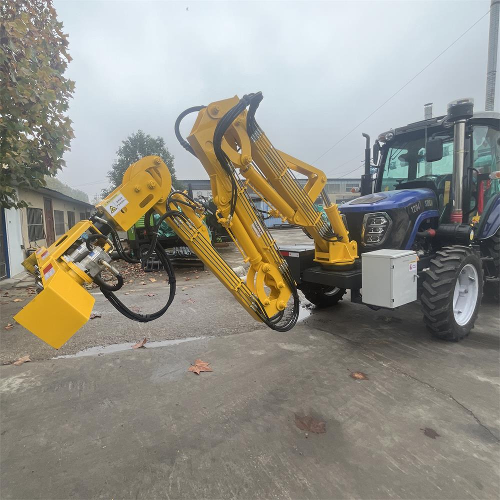 6m Compact Folding Arm Hedge Trimming Machine
